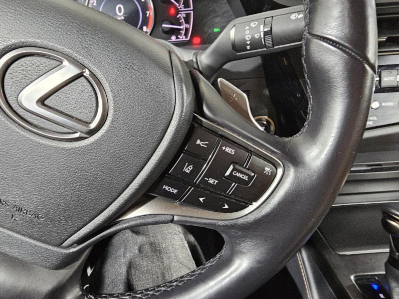 Lexus ES 200 бензин 2022 id-1008052 Купить Lexus ES 200 бензин 2022 id-1008052 в Киеве, Фото №32