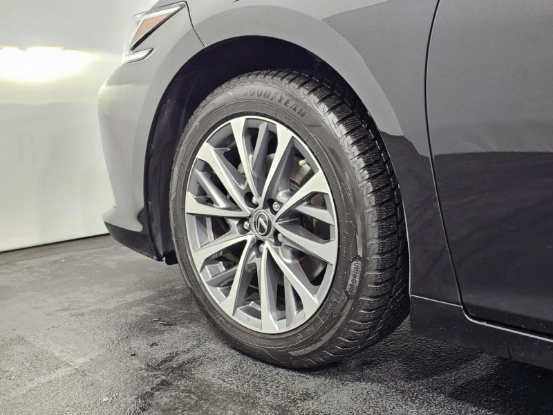 Lexus ES 200 бензин 2022 id-1008052 Купить Lexus ES 200 бензин 2022 id-1008052 в Киеве, Фото №36
