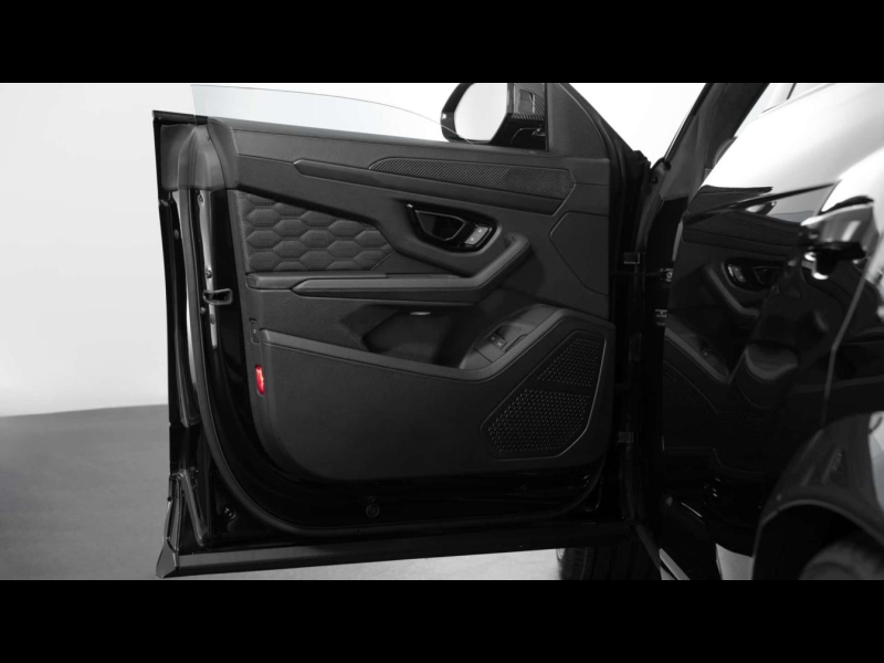 Купить Lamborghini Urus SE Brabus 900 Superblack гибрид 2026 id-1008062 в Киеве, Фото №10