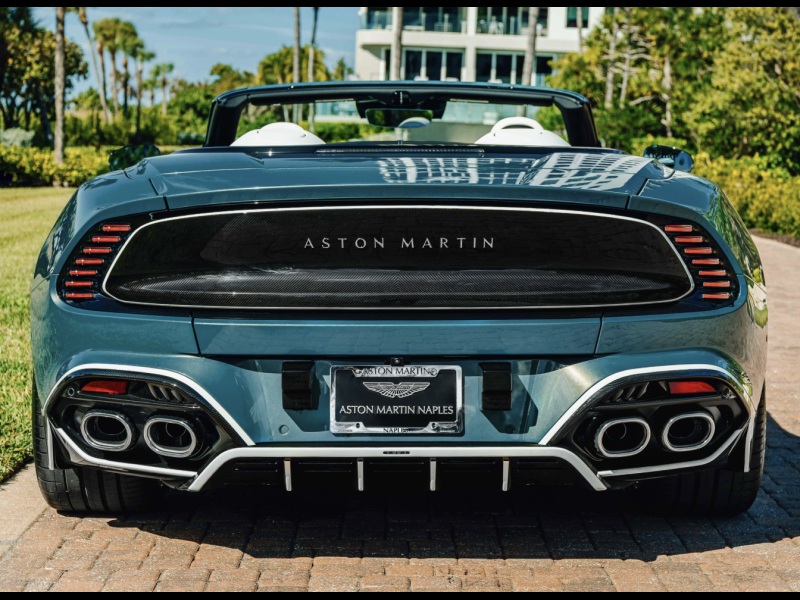 Купить Aston-Martin Vanquish-Volante Wave Edition бензин 2026 id-1008081 в Киеве, Фото №1