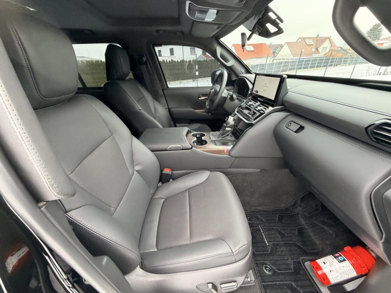 Купить Toyota Land Cruiser 300 Guard Inkas B6+ бензин 2025 id-1008108 в Киеве, Фото №30