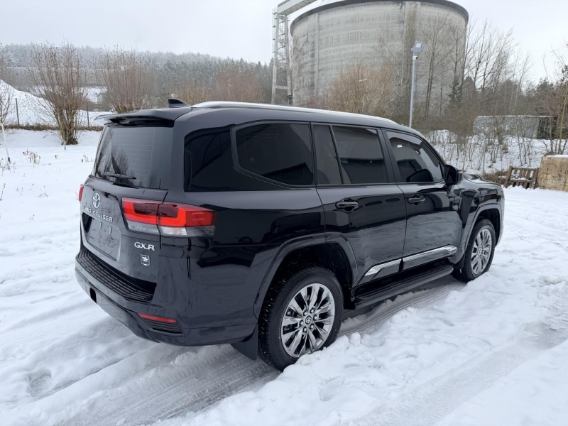 Купить Toyota Land Cruiser 300 Guard Inkas B6+ бензин 2025 id-1008107 в Киеве, Фото №3
