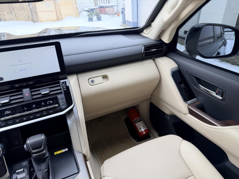 Купить Toyota Land Cruiser 300 Guard Inkas B6+ бензин 2025 id-1008107 в Киеве, Фото №27