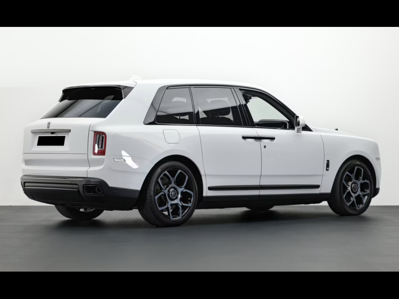 Купить Rolls-Royce Cullinan BLACK BADGE бензин 2021 id-1008115 в Киеве, Фото №2