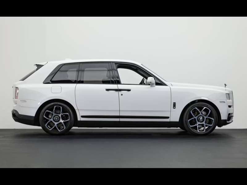 Купить Rolls-Royce Cullinan BLACK BADGE бензин 2021 id-1008115 в Киеве, Фото №3