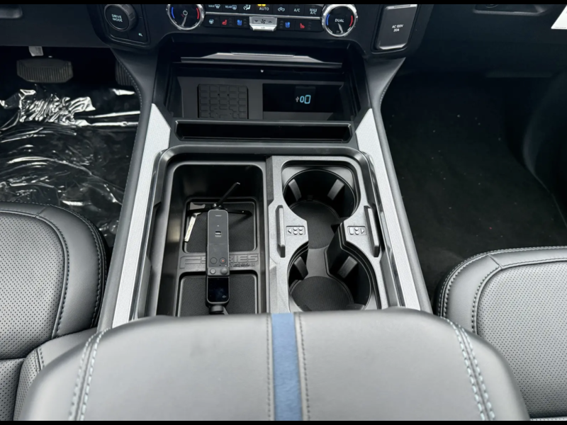 Купить Ford F-450 Superduty Pickup Crew Cab дизель 2026 id-1008113 в Киеве, Фото №15