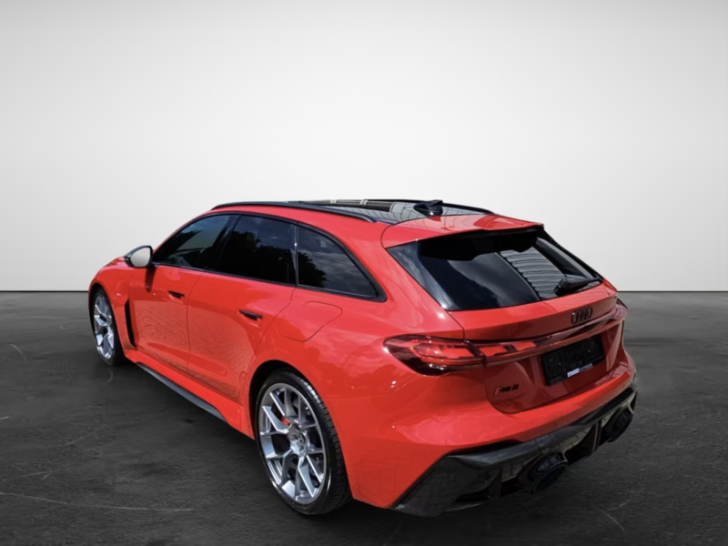 Audi RS5 Avant гибрид 2026 id-1008125 Купить Audi RS5 Avant гибрид 2026 id-1008125 в Киеве, Фото №2