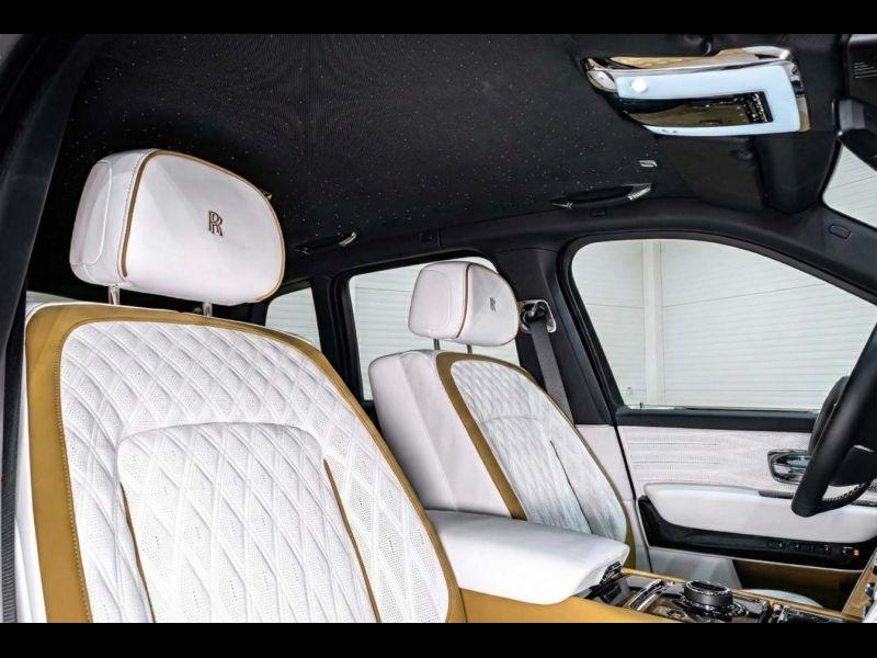 Rolls-Royce Cullinan Black Badge Mansory бензин 2026 id-1008157 Купить Rolls-Royce Cullinan Black Badge Mansory бензин 2026 id-1008157 в Киеве, Фото №5