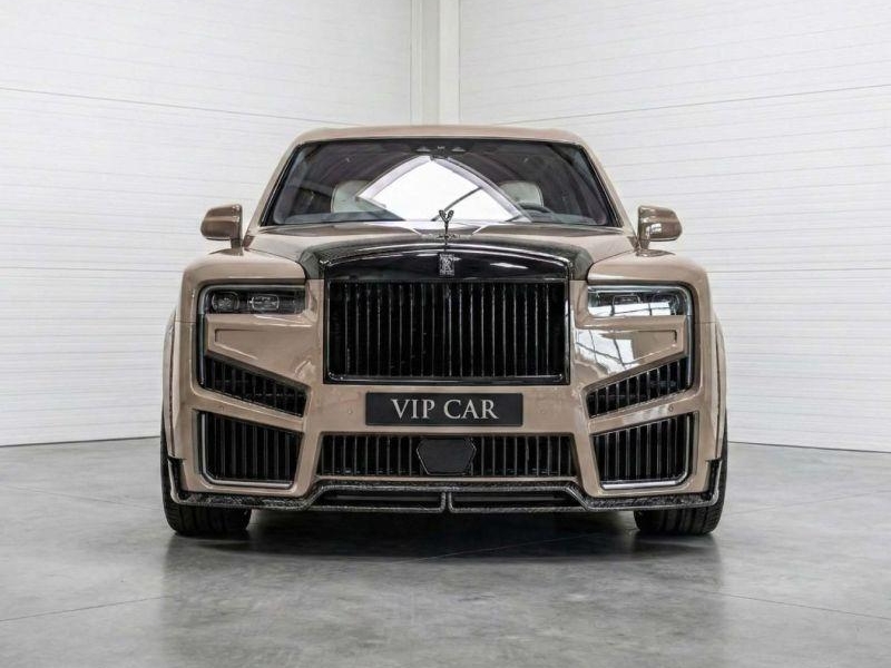Купить Rolls-Royce Cullinan Black Badge Mansory бензин 2026 id-1008157 в Киеве, Фото №1
