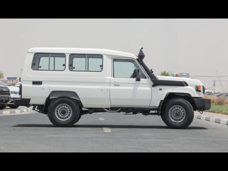 Toyota Land Cruiser 78 дизель 2025 id-1008143 Купить Toyota Land Cruiser 78 дизель 2025 id-1008143 в Киеве, Фото №12