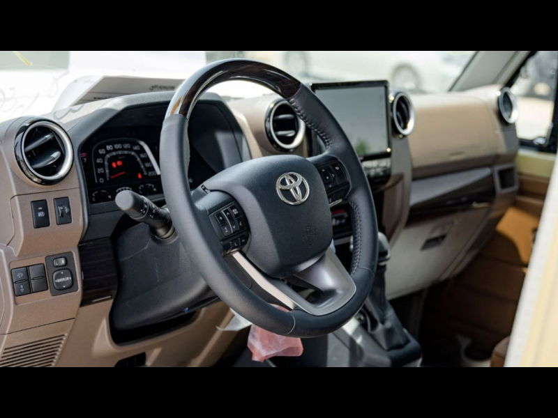 Toyota Land Cruiser 70 дизель 2025 id-1008142 Купить Toyota Land Cruiser 70 дизель 2025 id-1008142 в Киеве, Фото №7