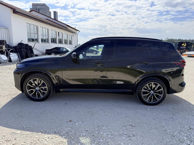 Купить BMW X5 M 60i бензин 2025 id-1008204 в Киеве, Фото №1