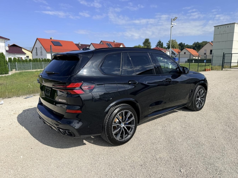 Купить BMW X5 M 60i бензин 2025 id-1008204 в Киеве, Фото №5