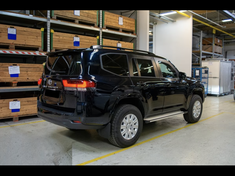 Купить Toyota Land Cruiser 300 RHD Trasco Guard бензин 2025 id-1008210 в Киеве, Фото №2