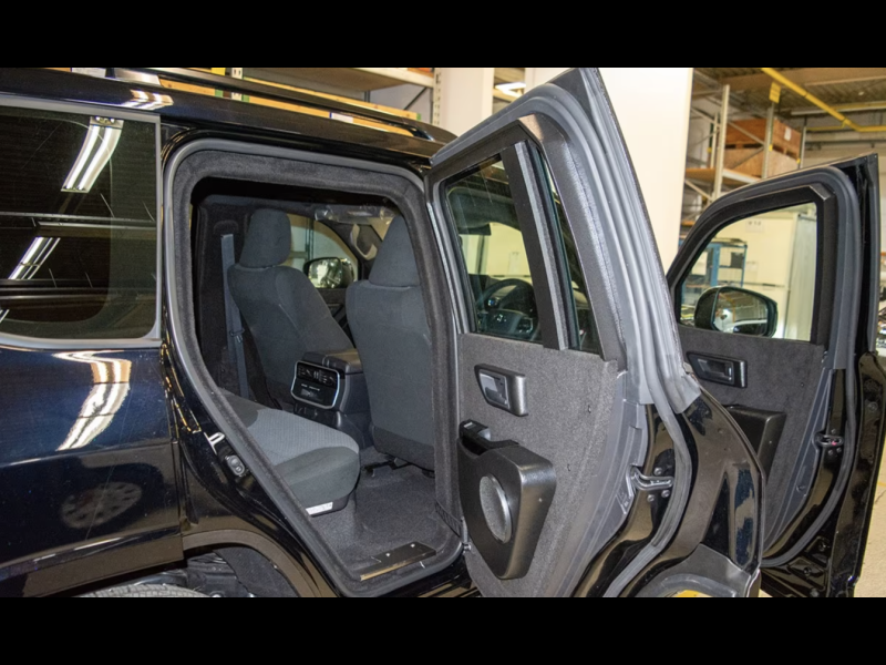 Купить Toyota Land Cruiser 300 RHD Trasco Guard бензин 2025 id-1008210 в Киеве, Фото №6