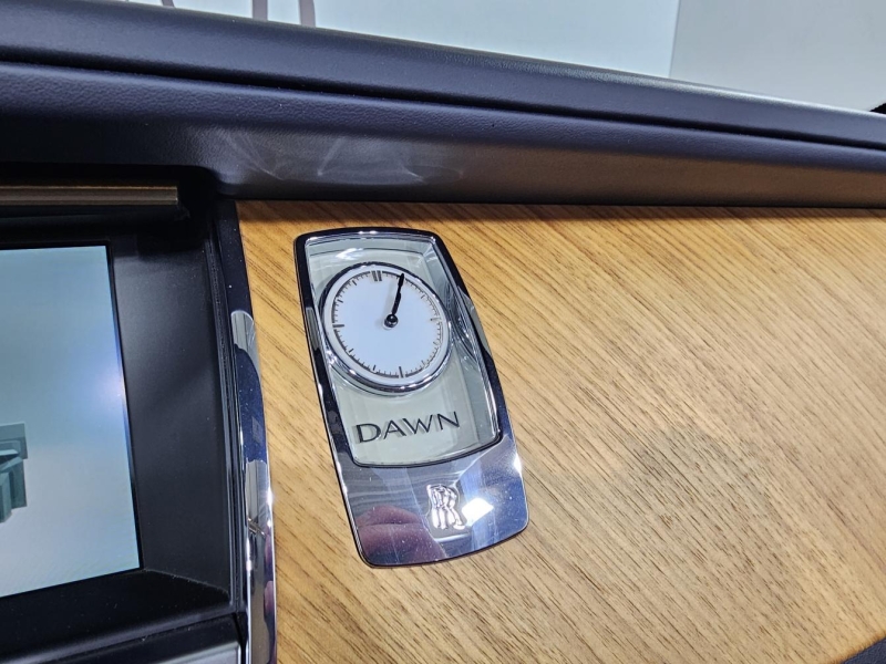 Купить Rolls-Royce Dawn бензин 2016 id-1008217 в Киеве, Фото №36
