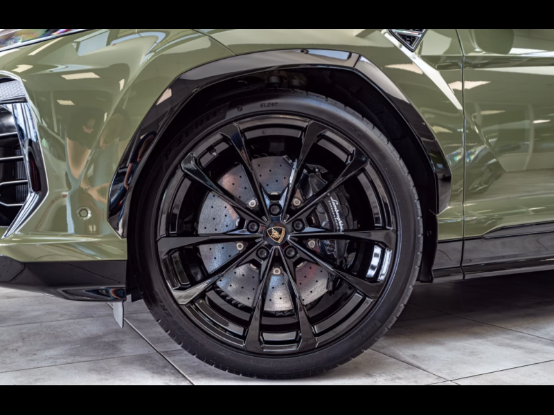 Купить Lamborghini Urus SE гибрид 2026 id-1008233 в Киеве, Фото №5