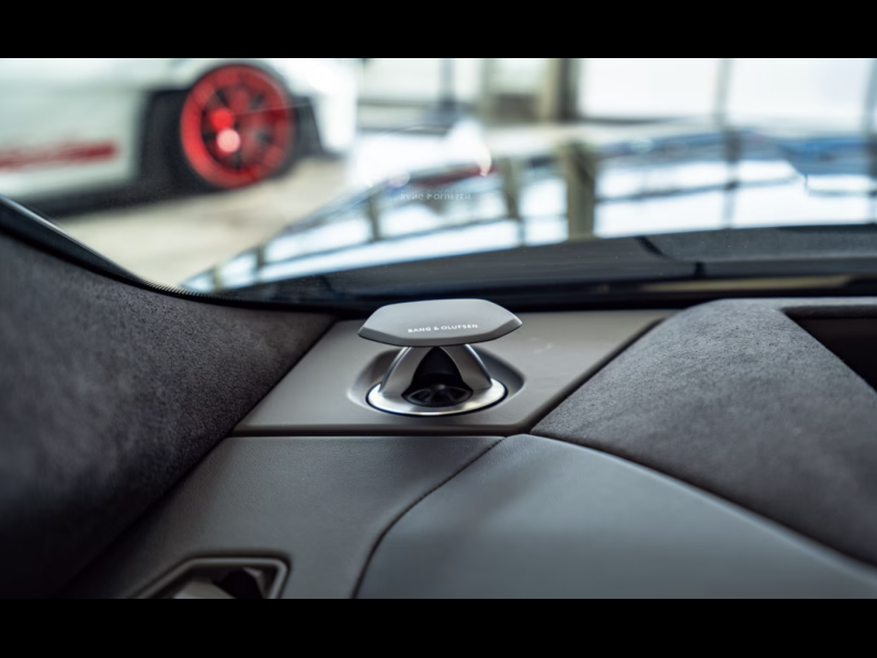 Купить Lamborghini Urus SE гибрид 2026 id-1008233 в Киеве, Фото №11