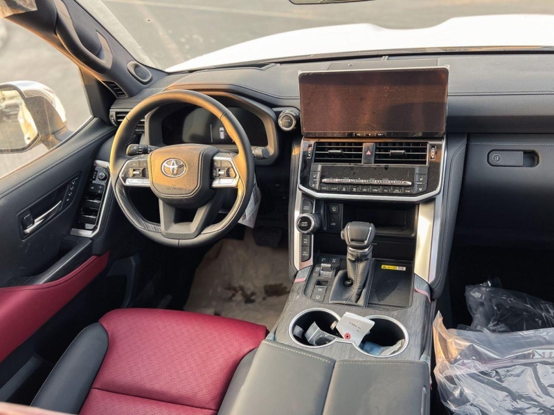 Купить Toyota Land Cruiser 300 Hybrid гибрид 2026 id-1008258 в Киеве, Фото №13