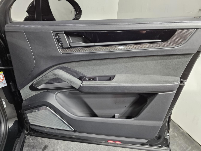 Купить Porsche Cayenne Coupe Turbo GT бензин 2025 id-1008259 в Киеве, Фото №22