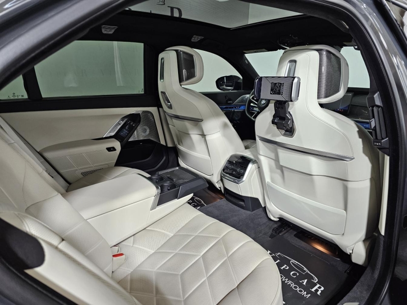 Купить BMW 7-Series 760i xDrive бензин 2024 id-1008273 в Киеве, Фото №14