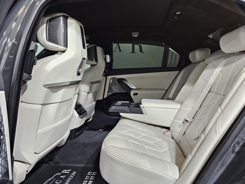 Купить BMW 7-Series 760i xDrive бензин 2024 id-1008273 в Киеве, Фото №9