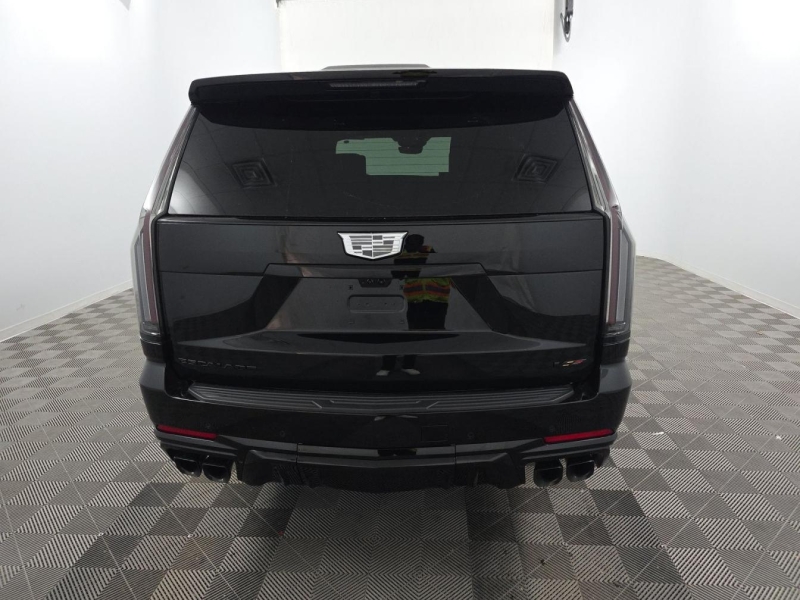 Купить Cadillac Escalade V-Series бензин 2026 id-1008283 в Киеве, Фото №2