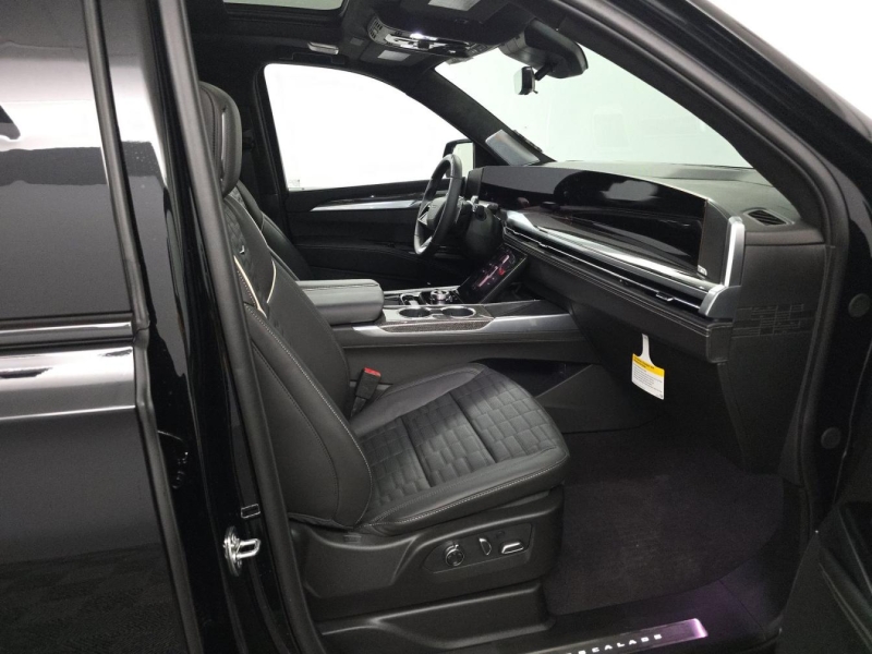 Купить Cadillac Escalade V-Series бензин 2026 id-1008283 в Киеве, Фото №8