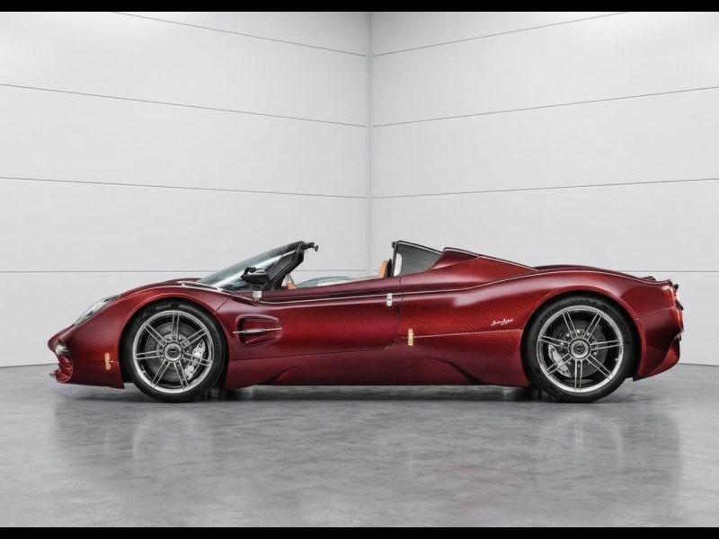 Купить Pagani Utopia бензин 2025 id-1008331 в Киеве, Фото №1