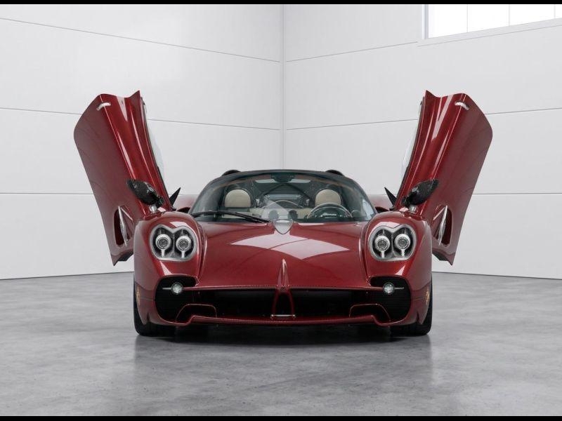 Купить Pagani Utopia бензин 2025 id-1008331 в Киеве, Фото №2