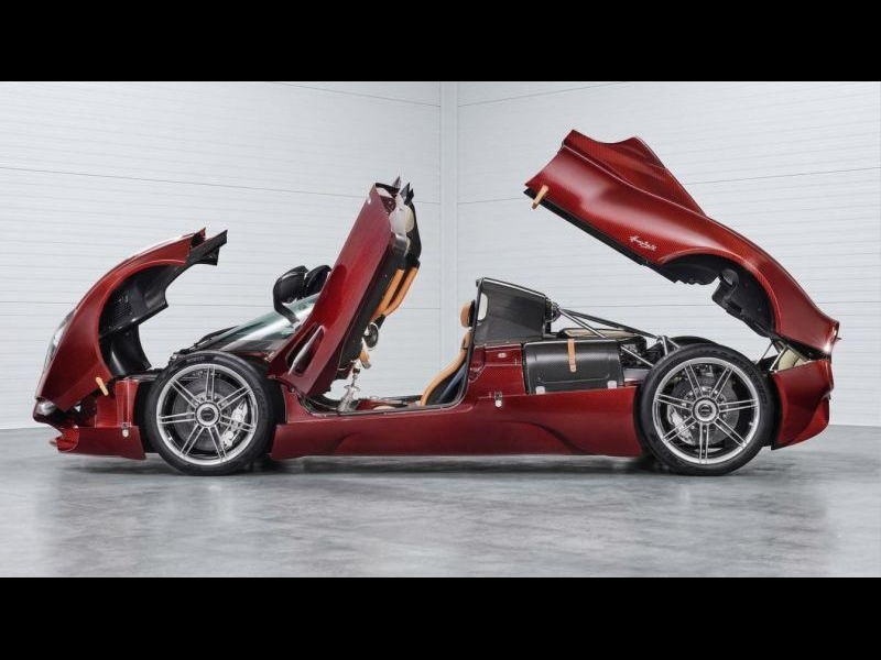 Купить Pagani Utopia бензин 2025 id-1008331 в Киеве, Фото №3
