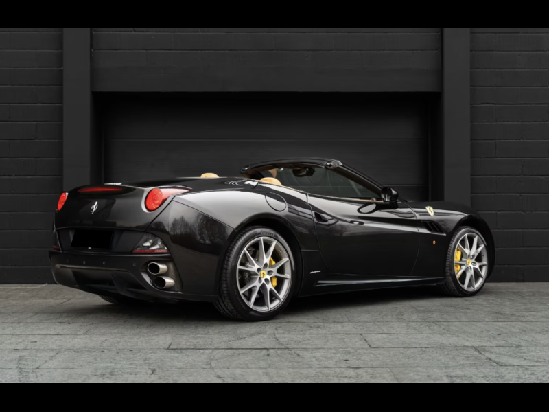 Купить Ferrari California T бензин 2014 id-1008367 в Киеве, Фото №1