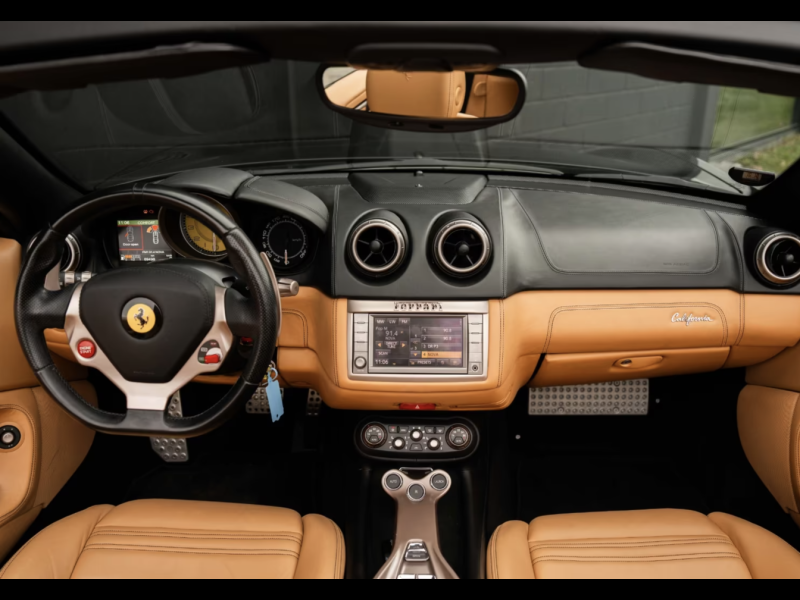 Купить Ferrari California T бензин 2014 id-1008367 в Киеве, Фото №2