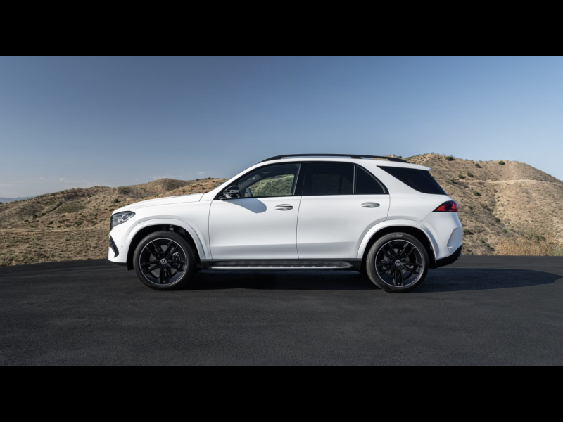 Купить Mercedes-Benz GLE 450d 4MATIC бензин 2026 id-1008385 в Киеве, Фото №2