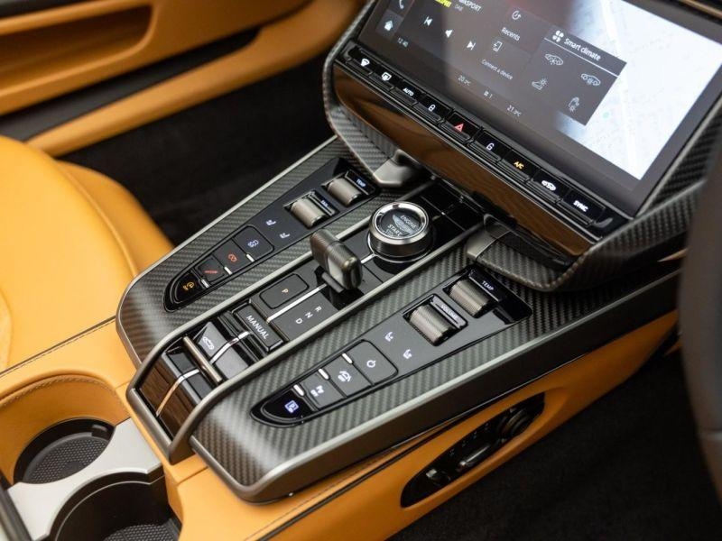 Купить Aston-Martin Vanquish Volante бензин 2026 id-1008404 в Киеве, Фото №11