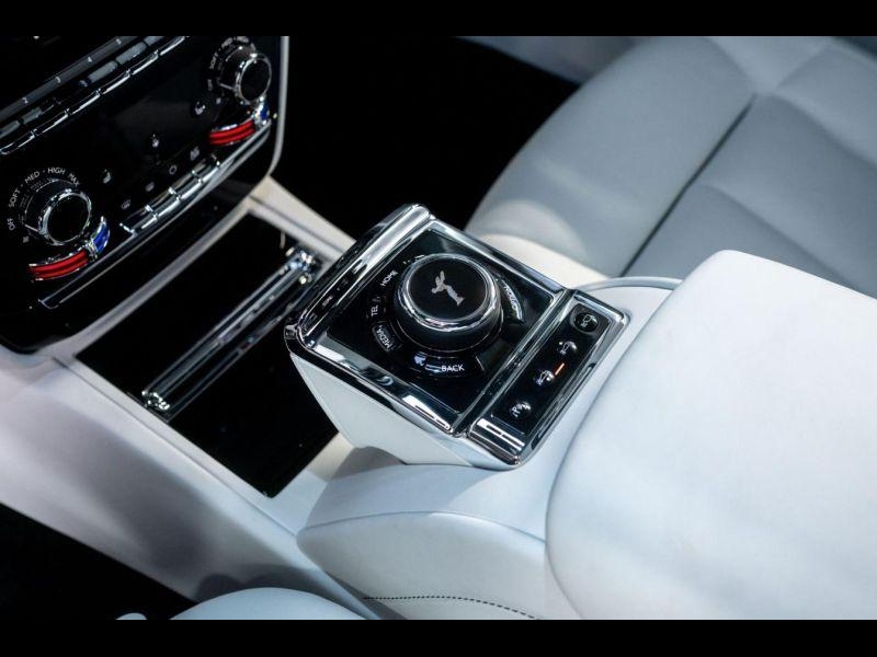 Купить Rolls-Royce Phantom Centenary 100th Edition бензин 2026 id-1008406 в Киеве, Фото №8