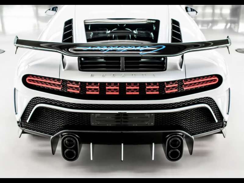 Купить Bugatti Centodieci 1 of 10 бензин 2026 id-1008421 в Киеве, Фото №4