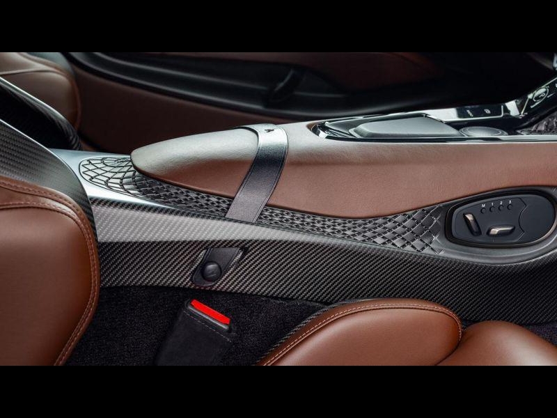 Купить Aston-Martin DBS GT Zagato бензин 2026 id-1008439 в Киеве, Фото №9