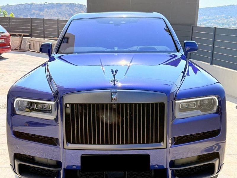 Rolls-Royce Cullinan BLACK BADGE бензин 2024 id-1008437