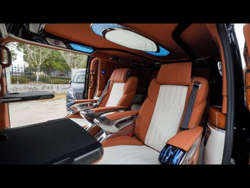 Купить Mercedes-Benz V бензин 2025 id-1008458 в Киеве, Фото №7