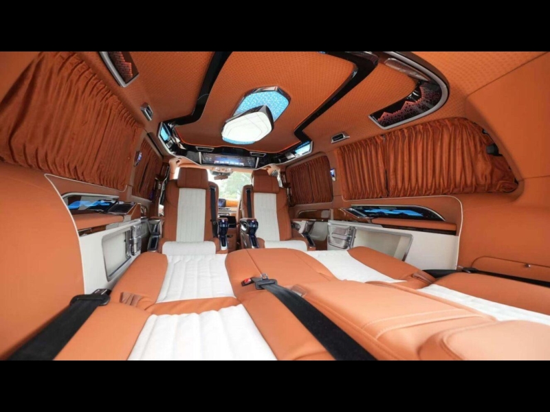 Купить Mercedes-Benz V бензин 2025 id-1008458 в Киеве, Фото №11