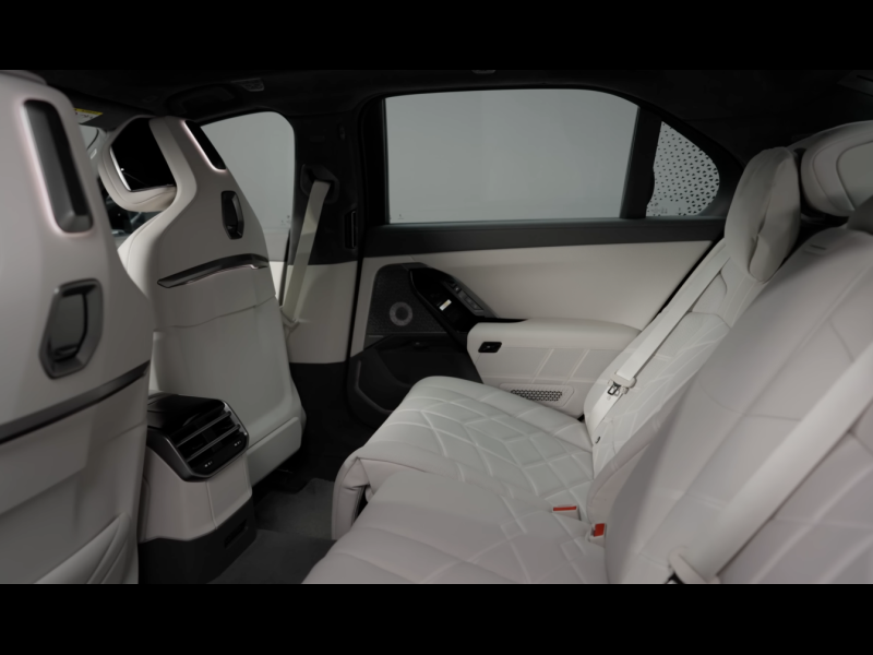 Купить BMW 7-Series 740d xDrive дизель 2026 id-1008488 в Киеве, Фото №25