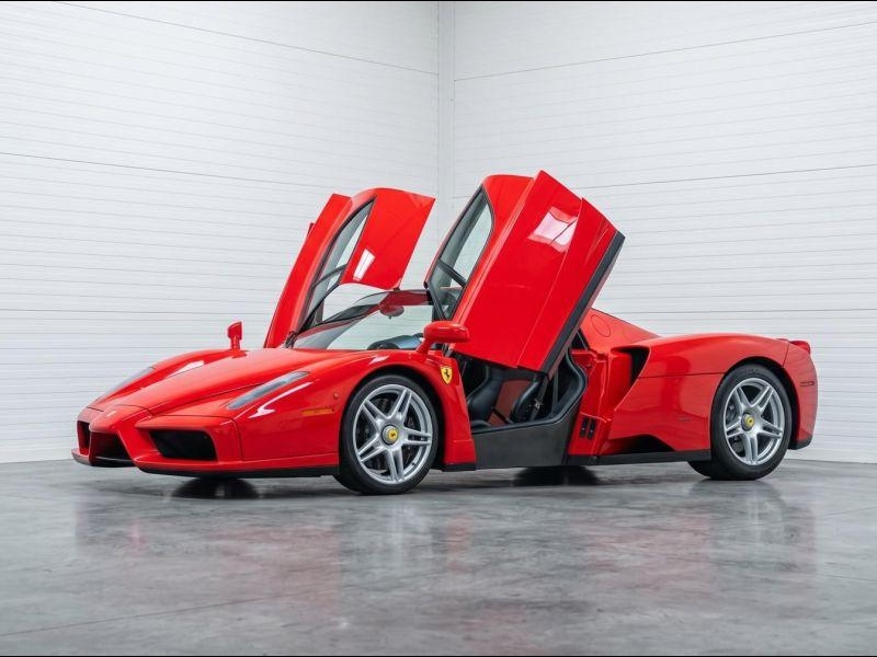 Купить Ferrari Enzo Ferrari бензин 2015 id-1008494 в Киеве, Фото №1