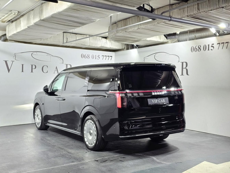 Купить Zeekr 009 Brilliance электро 2025 id-1008498 в Киеве, Фото №24