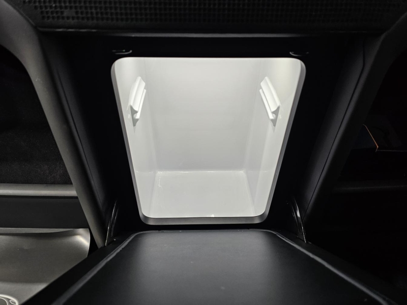 Купить Zeekr 009 Brilliance электро 2025 id-1008498 в Киеве, Фото №41