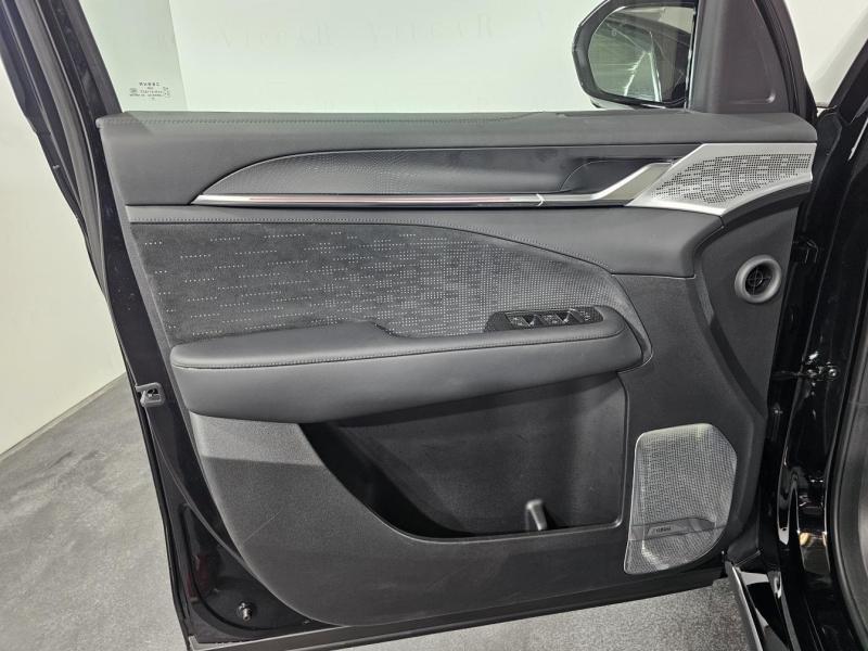 Купить Zeekr 009 Brilliance электро 2025 id-1008498 в Киеве, Фото №73