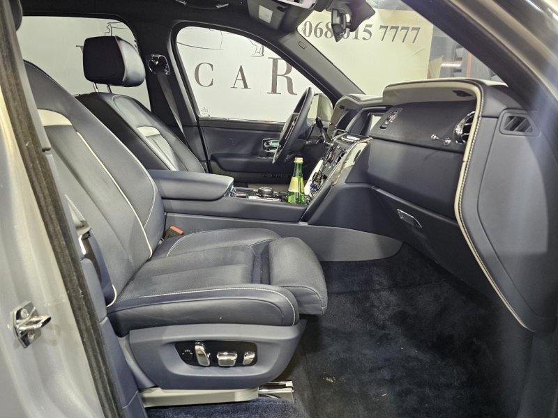 Rolls-Royce Cullinan бензин 2020 id-1008609 Купить Rolls-Royce Cullinan бензин 2020 id-1008609 в Киеве, Фото №5