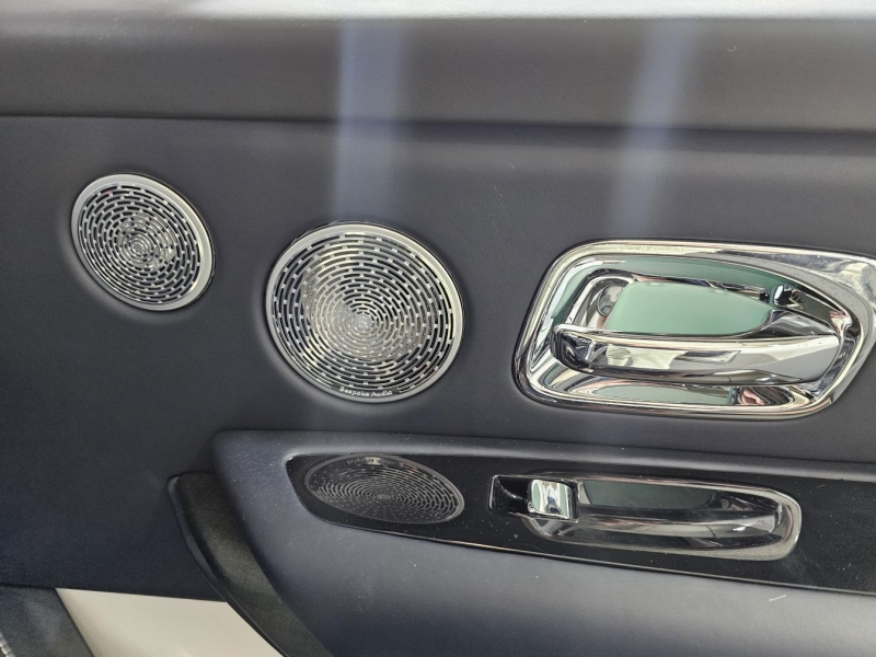 Rolls-Royce Cullinan бензин 2020 id-1008609 Купить Rolls-Royce Cullinan бензин 2020 id-1008609 в Киеве, Фото №9