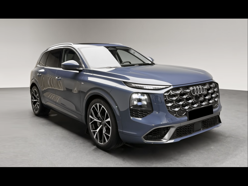 Купить Audi Q7 бензин 2027 id-1008646 в Киеве, Фото №1