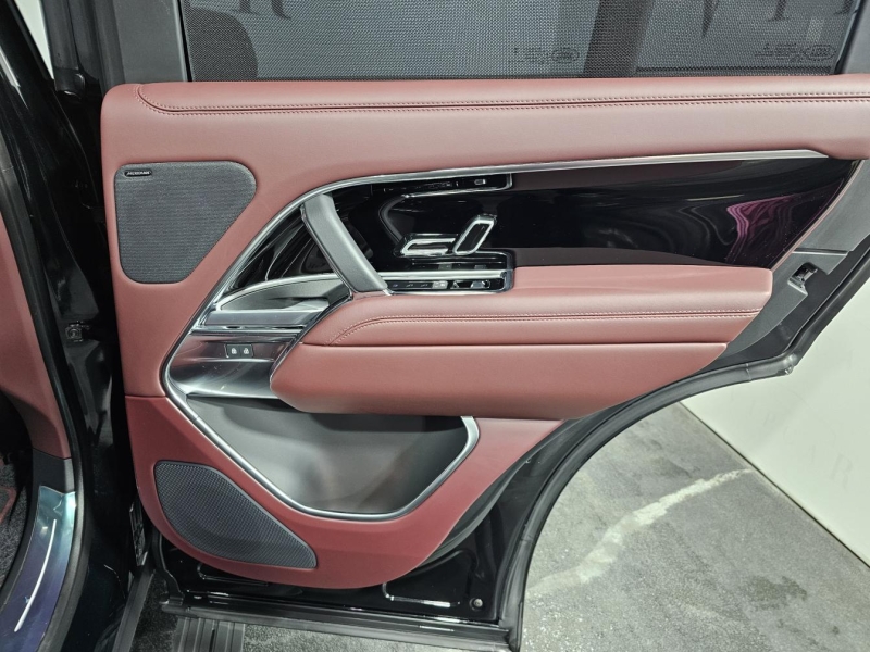 Купить Land-Rover Range-Rover HSE дизель 2023 id-1008679 в Киеве, Фото №15